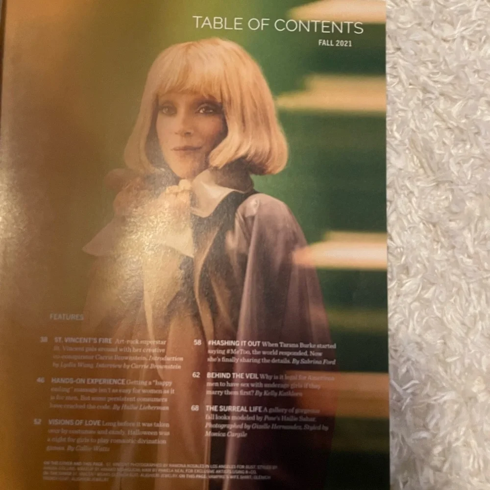 Bust Magazine 2021 St. Vincent Carrie Brownstein Leslie Jordan Courtney Stodden - Picture 2 of 15